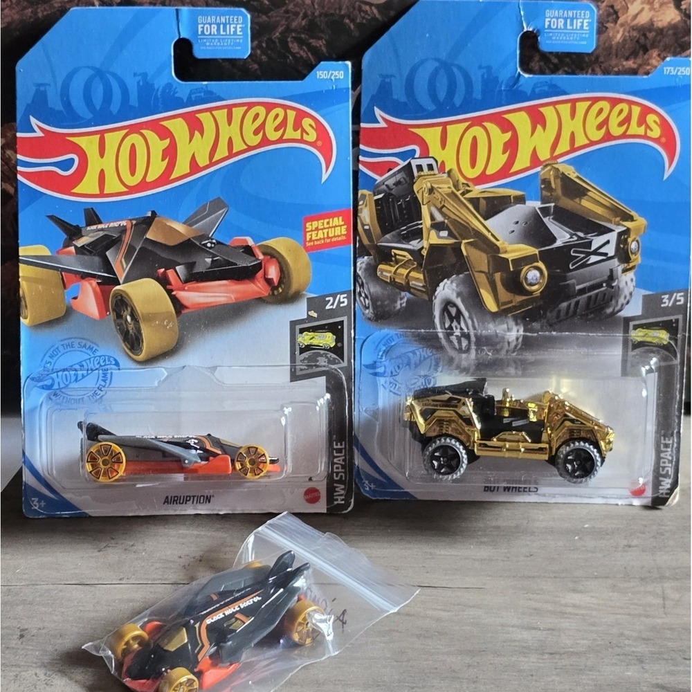 Space New AIRUPTION lot 3 HOT WHEELS HWPD AERIAL PATROL Bot Wheel DIECAST CARs